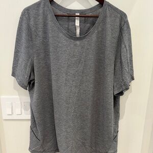 Lululemon t-shirt size 20